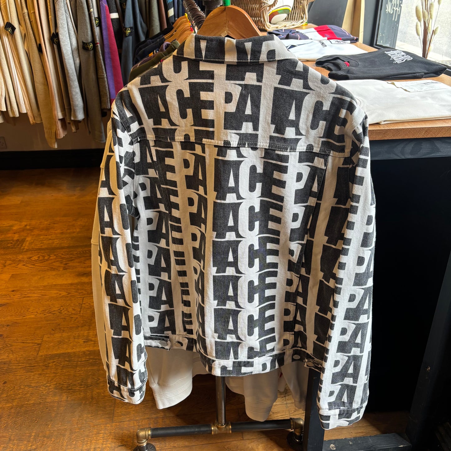 Palace SS18 Repeater Donim Jacket White (XL)