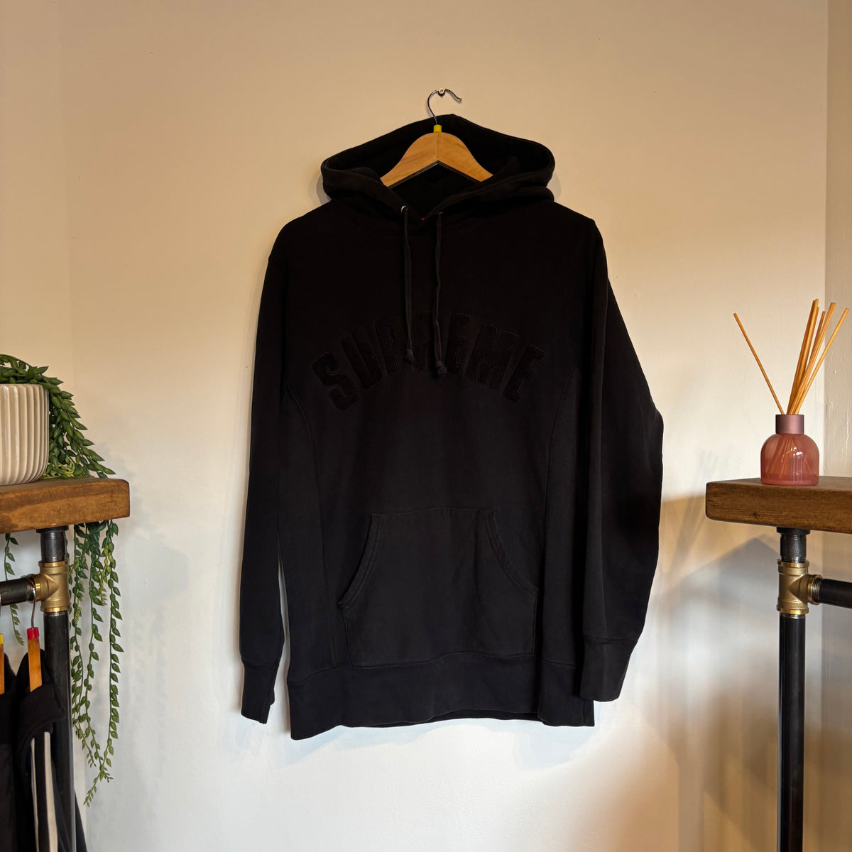 Supreme SS16 Tonal Arc Hoodie Black (Medium)