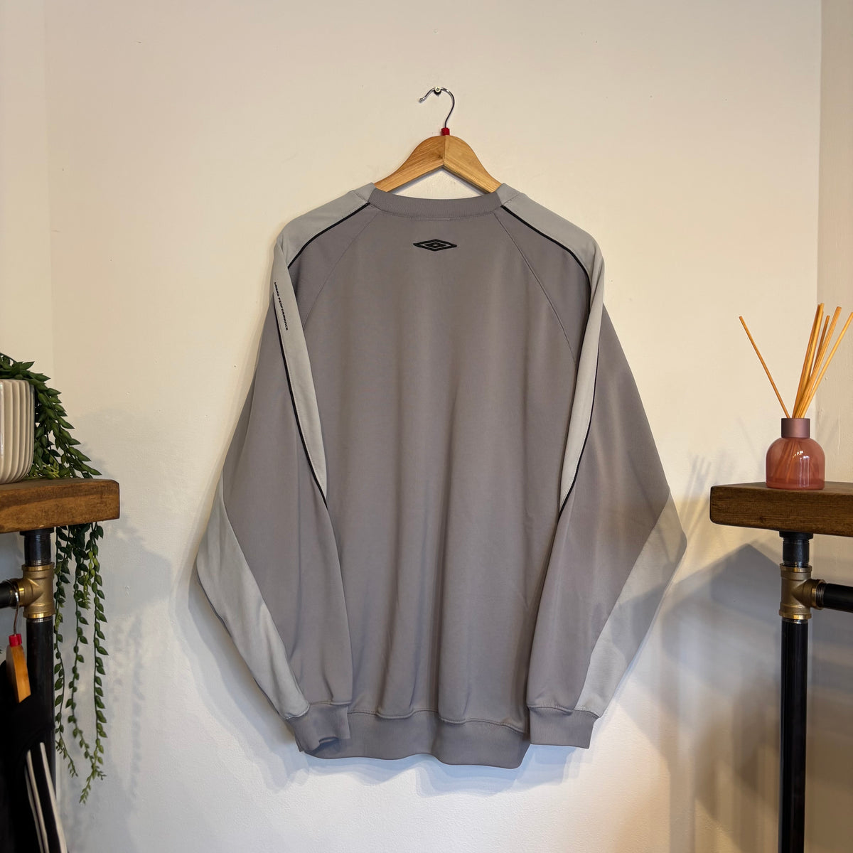 Umbro Spellout Oversized Sweatshirt Grey (XL)