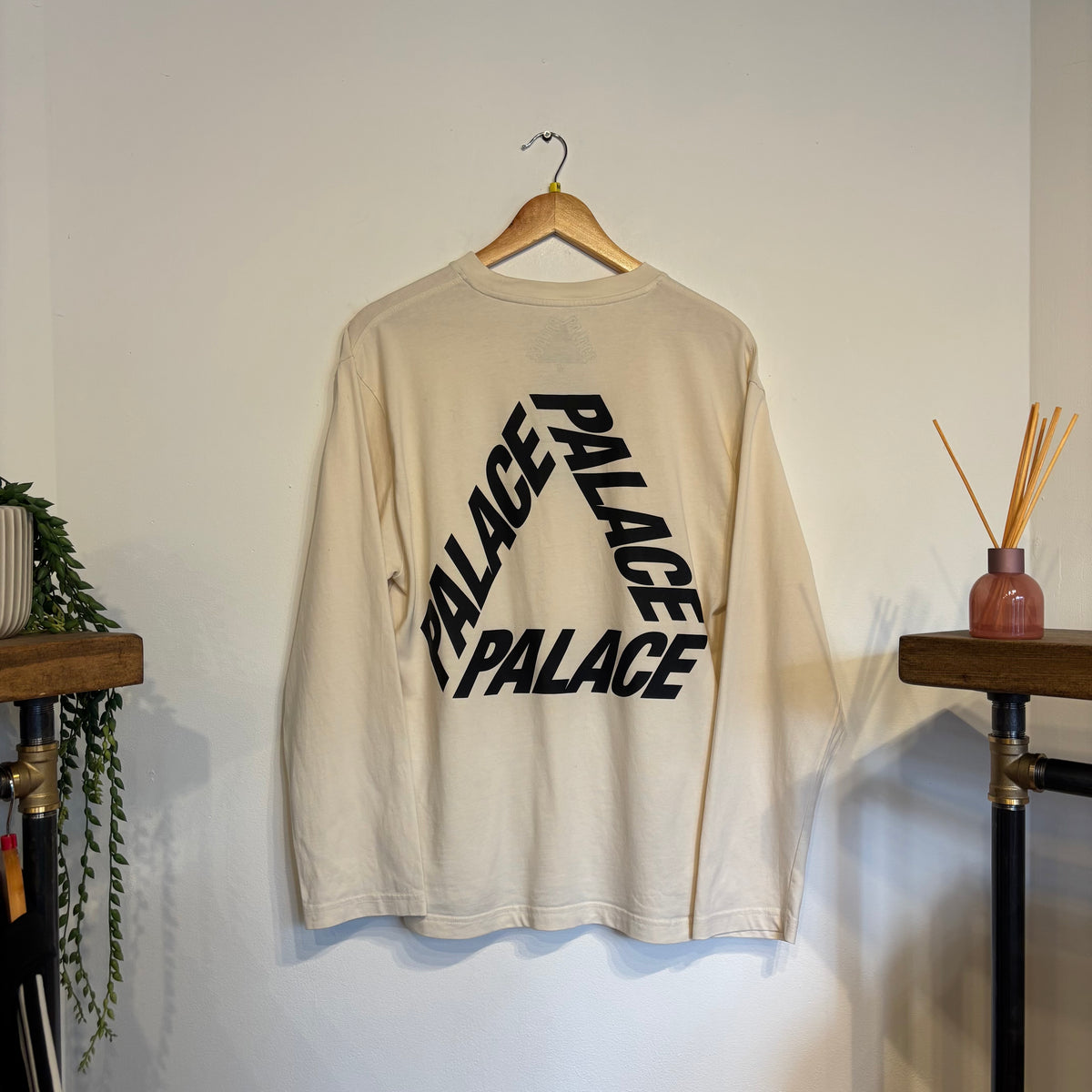 Palace FW24 P3 Longsleeve T-Shirt Soft White (Medium)