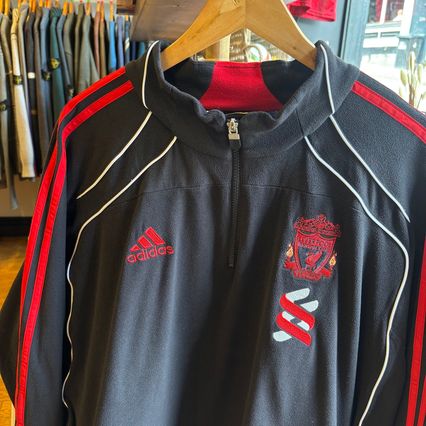 Liverpool Adidas 2010/11 Quarter Zip Training Fleece Black (Large)