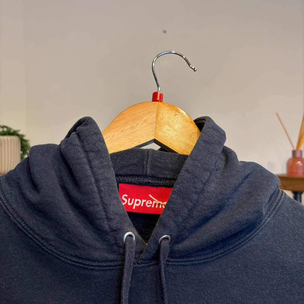 Supreme SS20 Reflective Cutout Hoodie Navy (Large)