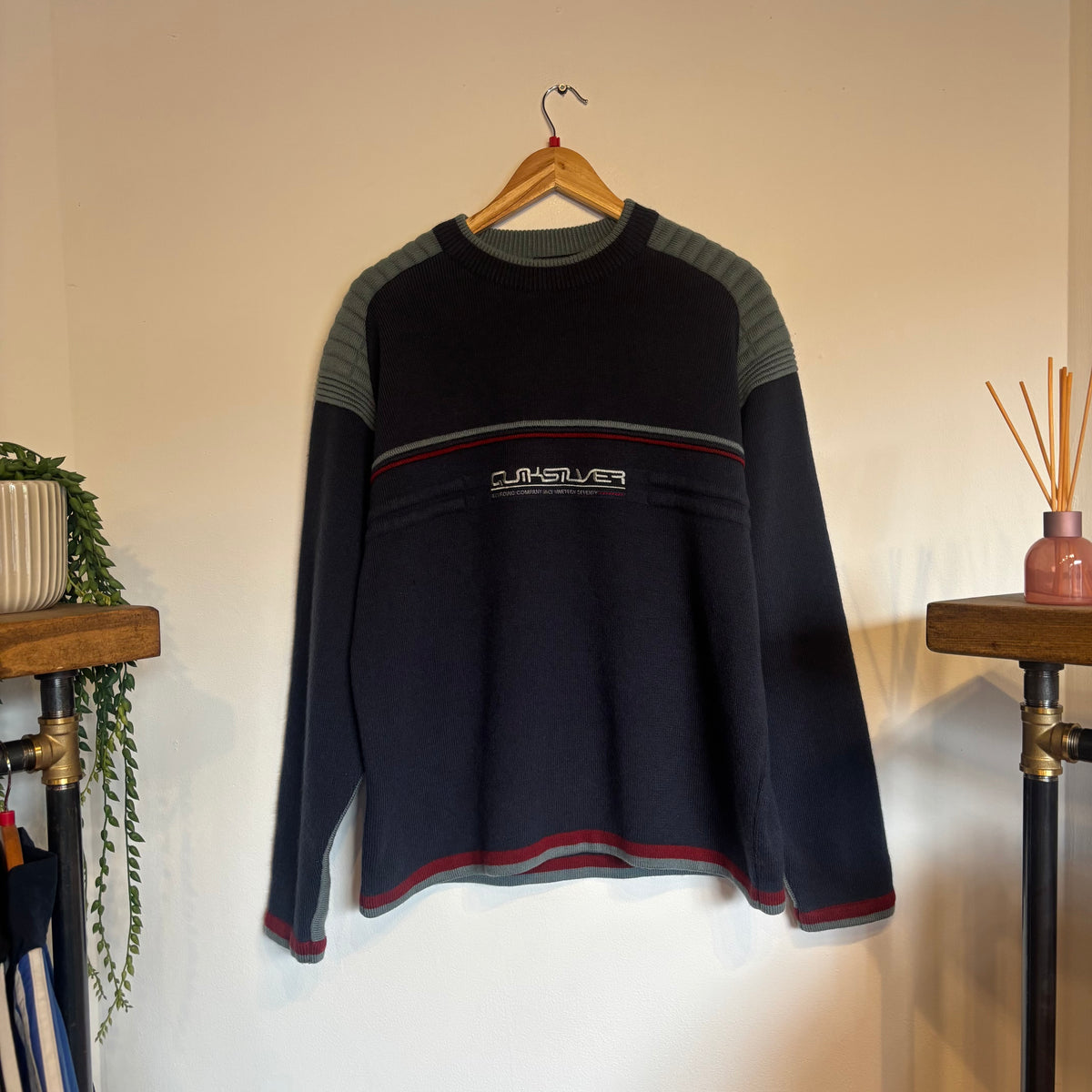 Quiksilver Spellout Two Tone Pullover Knit Jumper Navy/ Blue (Large)