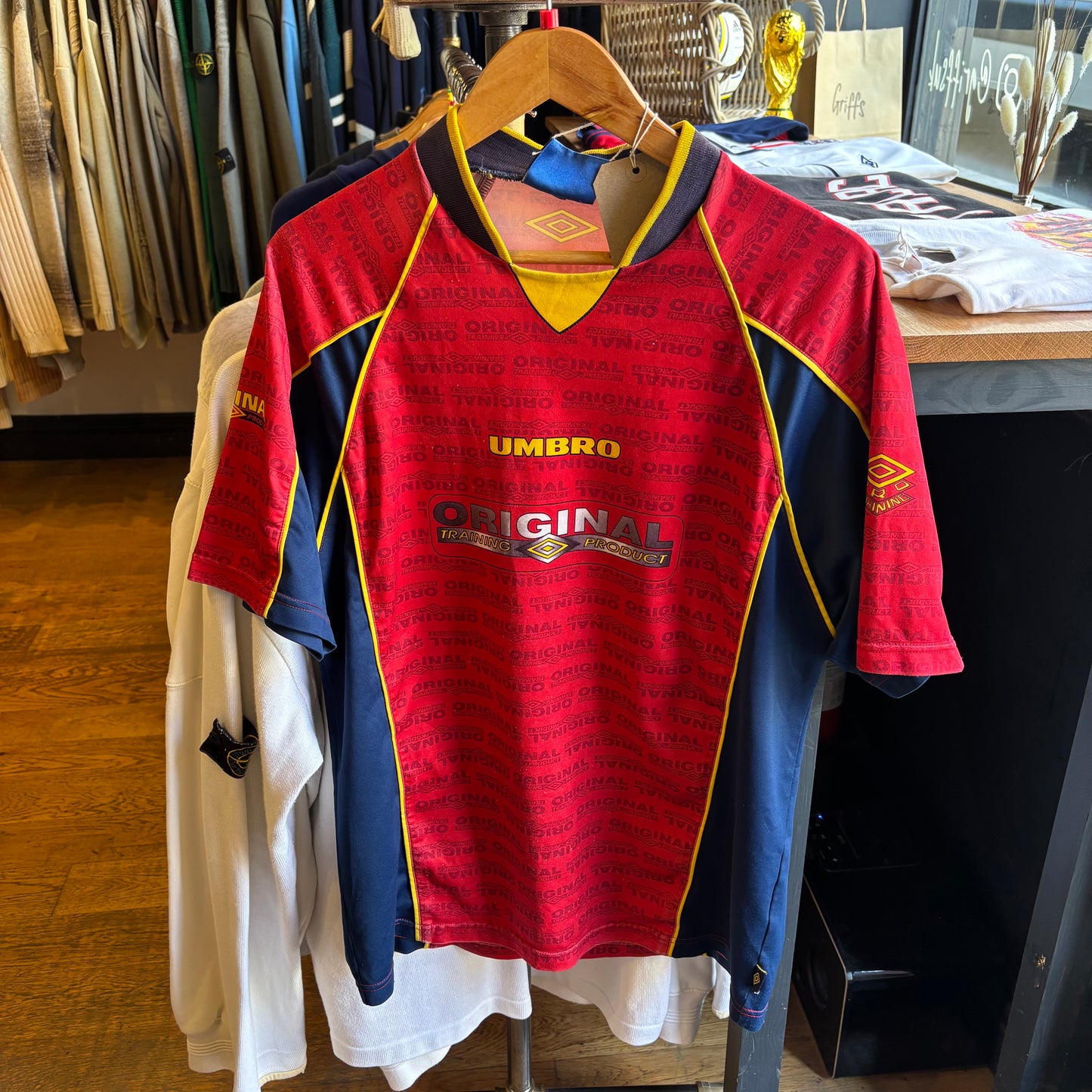 Umbro 90s Pro Sports T-Shirt Red (Large)