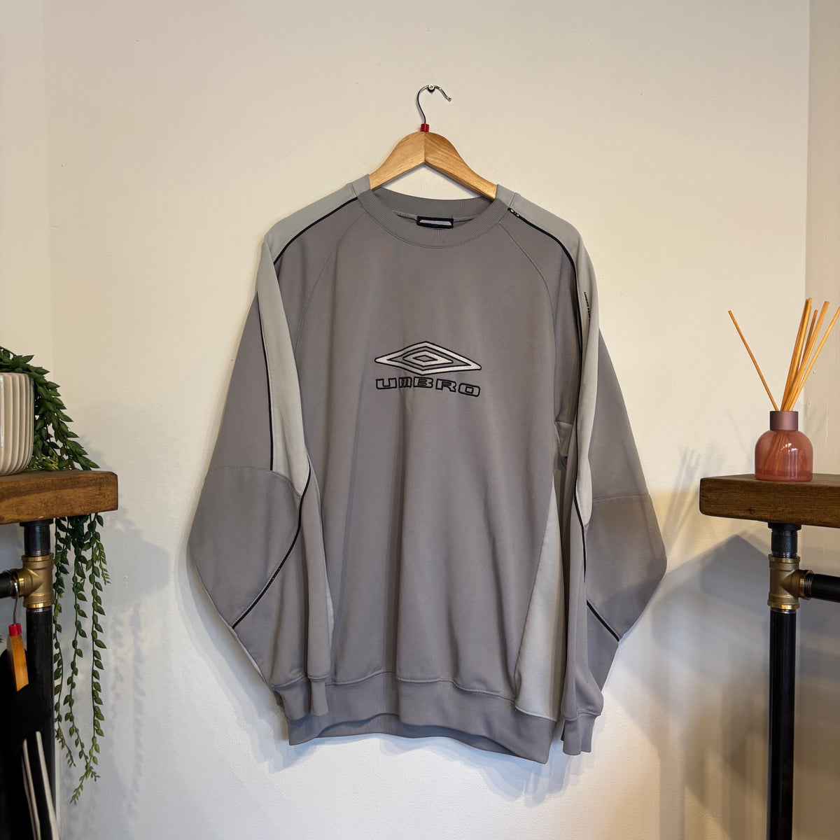 Umbro Spellout Oversized Sweatshirt Grey (XL)