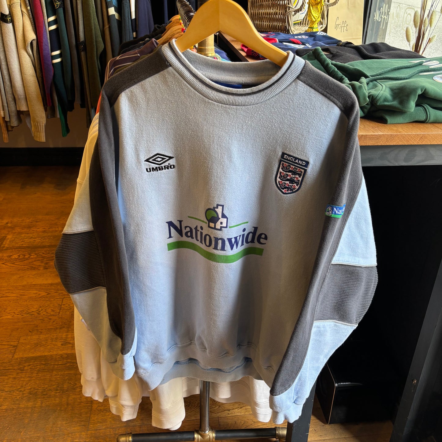 England Umbro 1999/00 Training Sweatshirt Light Blue (Small)