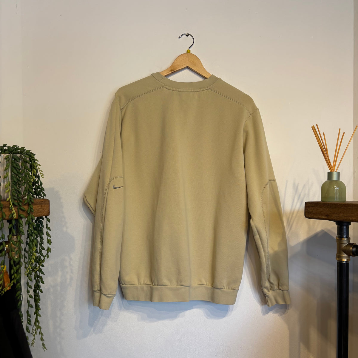 Nike Spellout Oversized Sweatshirt Cream (Medium)