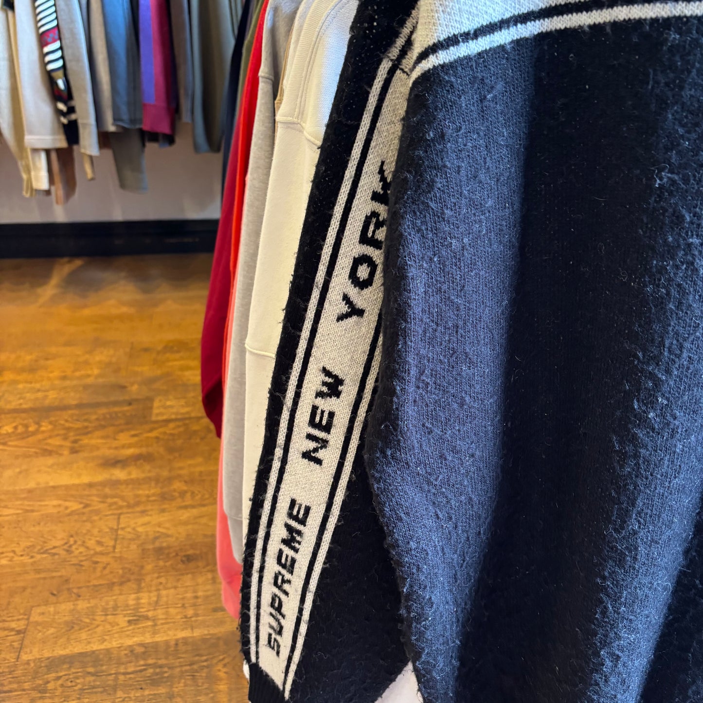 Supreme FW24 Back Stripe Sweater Knit Black (XL)