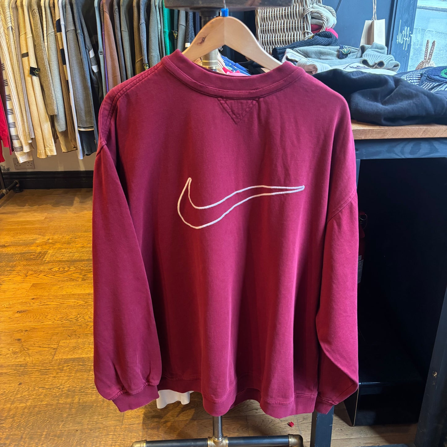 Nike Centre Swoosh Oversized Sweatshirt Red (XXL)