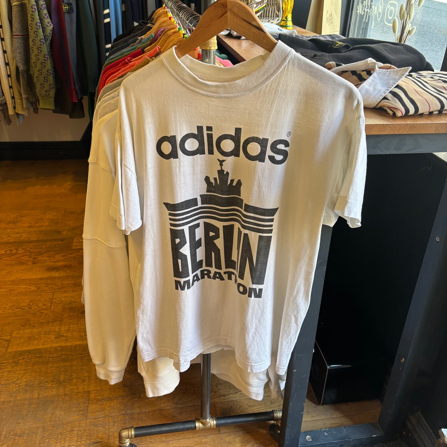 Adidas Berlin Marathon 90s Graphic T-Shirt White (Medium)