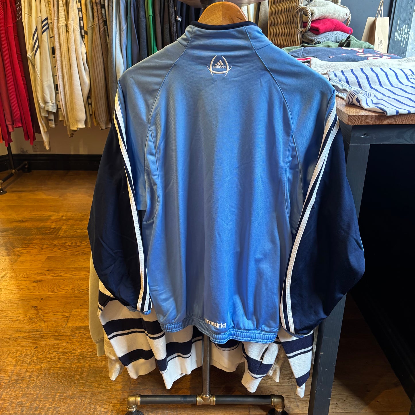 Real Madrid 2005/06 Track Jacket Blue (Small)