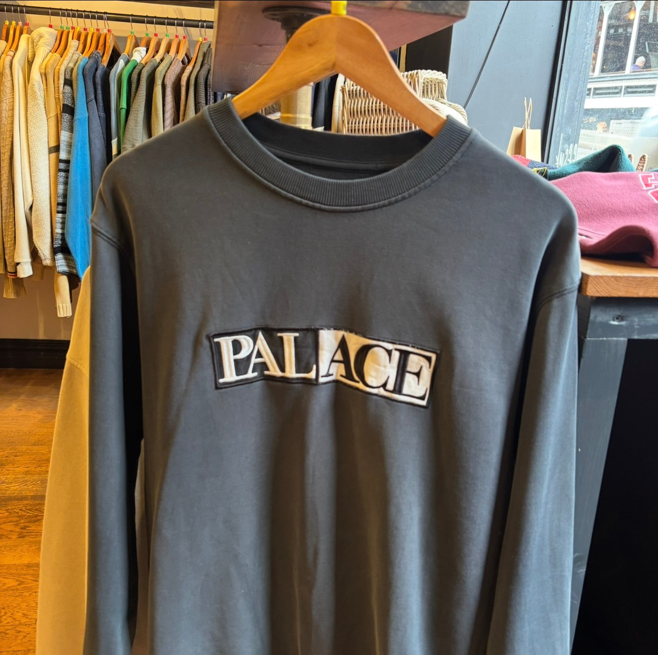 Palace FW17 Domino Crew Sweatshirt Navy (Medium)