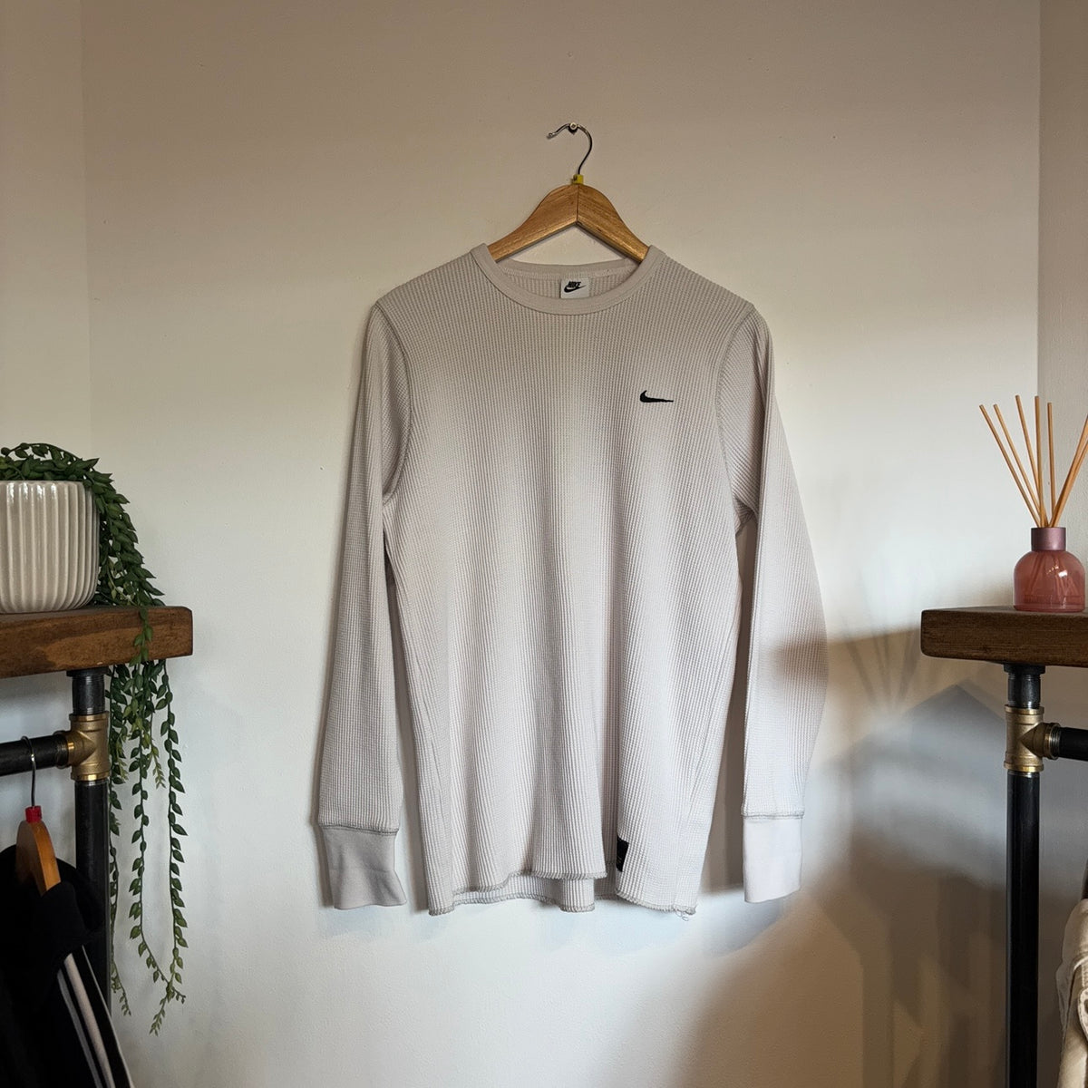 Nike Solo Swoosh Longsleeve Waffle Knit Top White (Medium)
