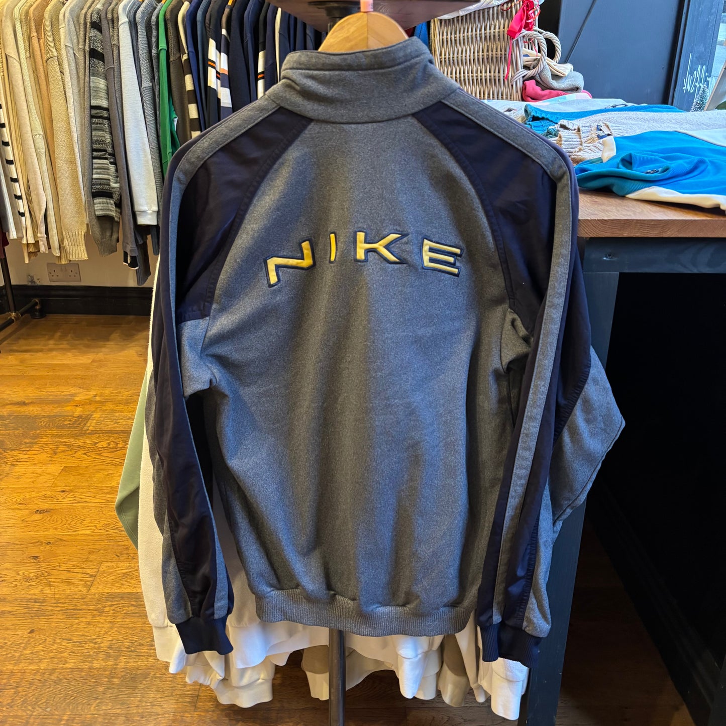 Nike Swoosh Spellout Zip Up Jacket Grey (Small)