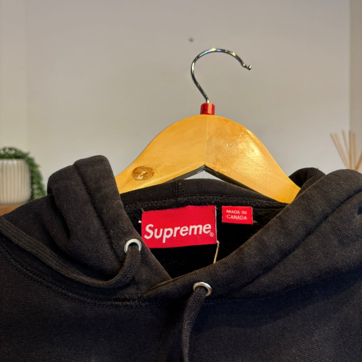 Supreme FW15 Chenille Script Hoodie Black (Large)