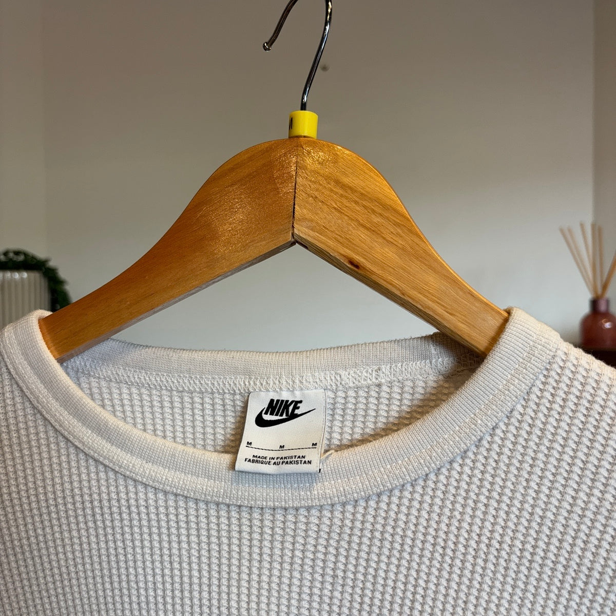 Nike Solo Swoosh Longsleeve Waffle Knit Top White (Medium)