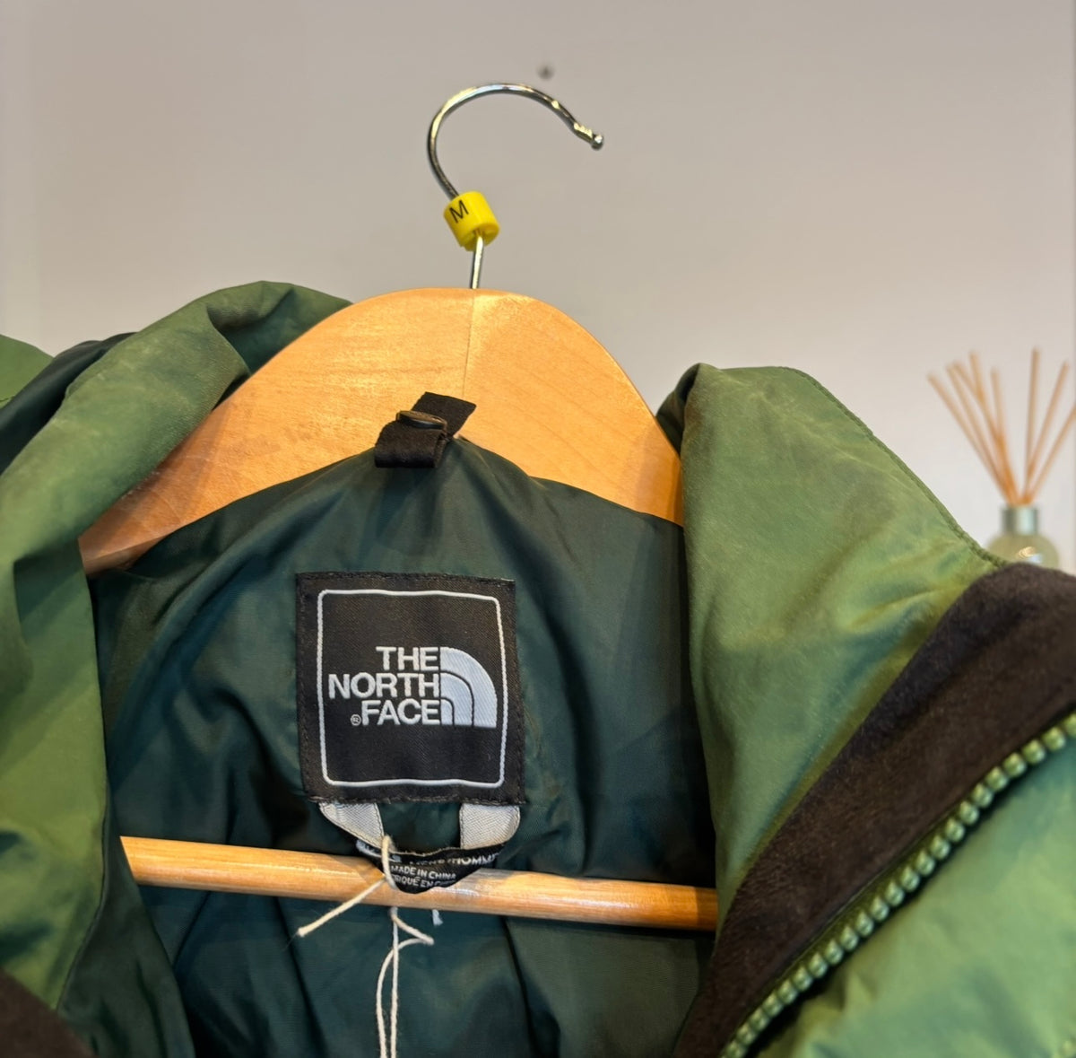 The North Face Hyvent Hooded Jacket Green/ Black (Medium)