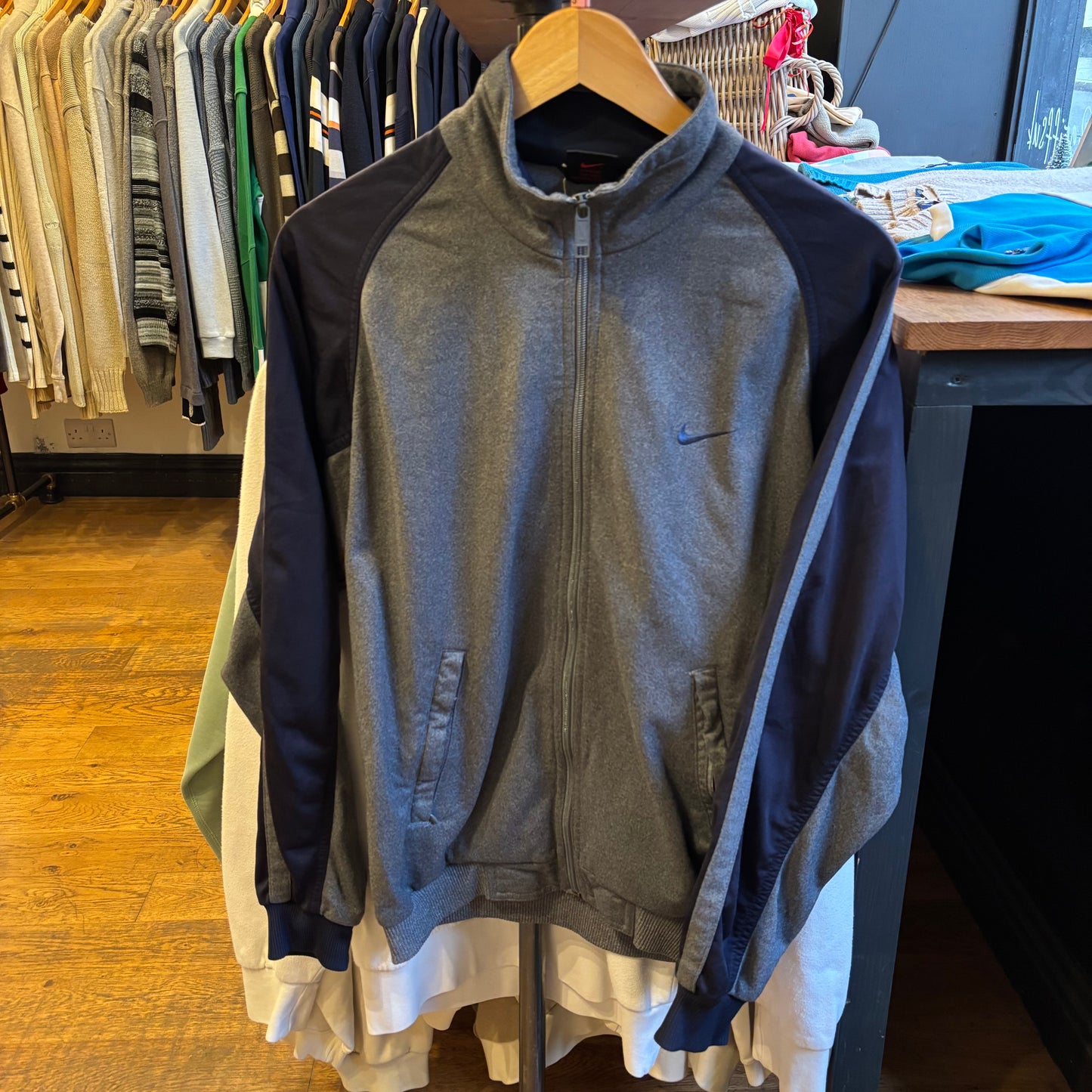 Nike Swoosh Spellout Zip Up Jacket Grey (Small)