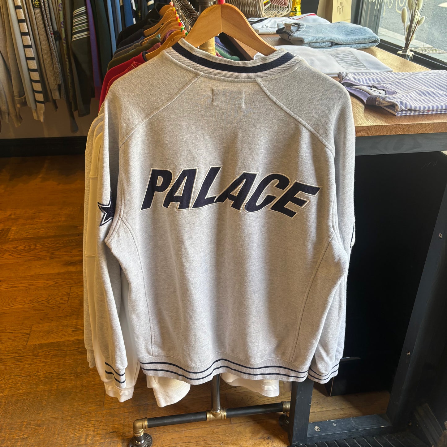 Palace FW19 Pallas Spellout Oversized Sweatshirt Grey (Large)