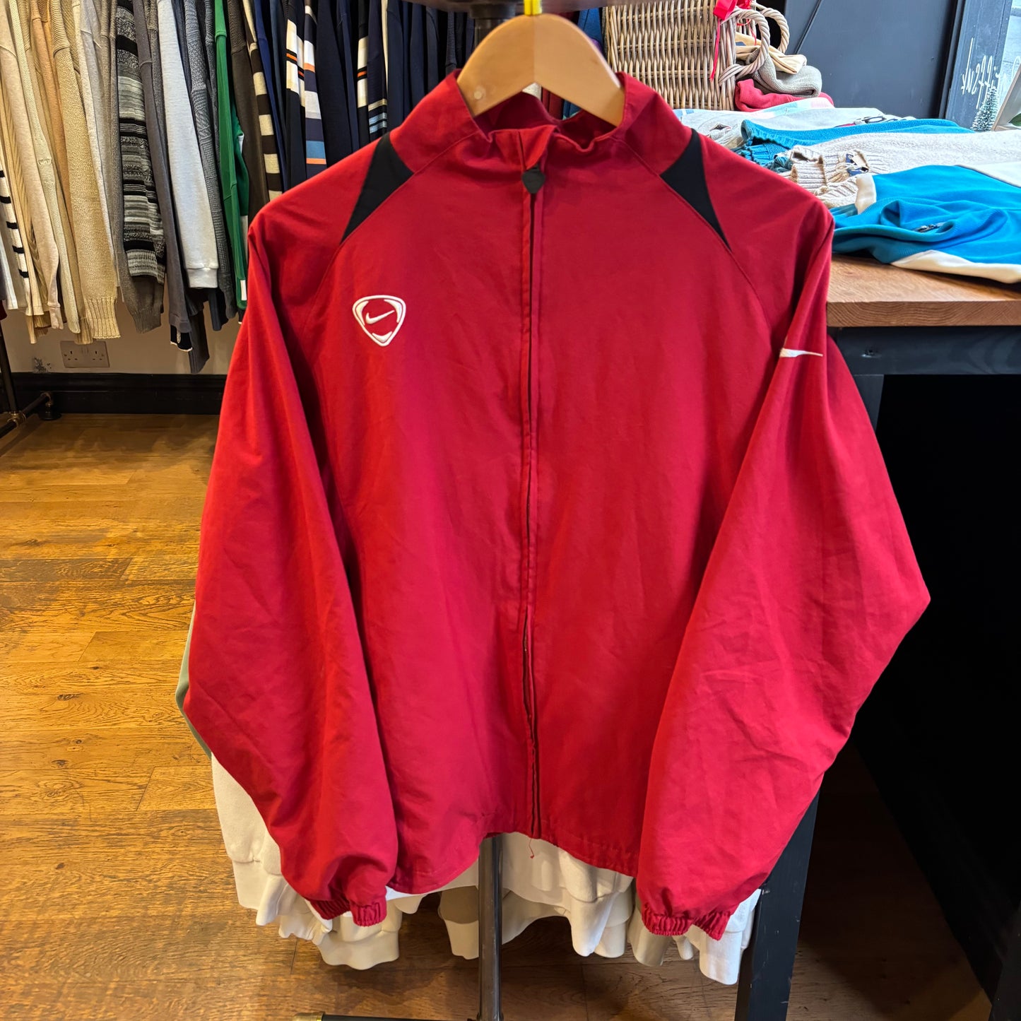 Nike T90 England Rugby 2000's Jacket Red (Medium)