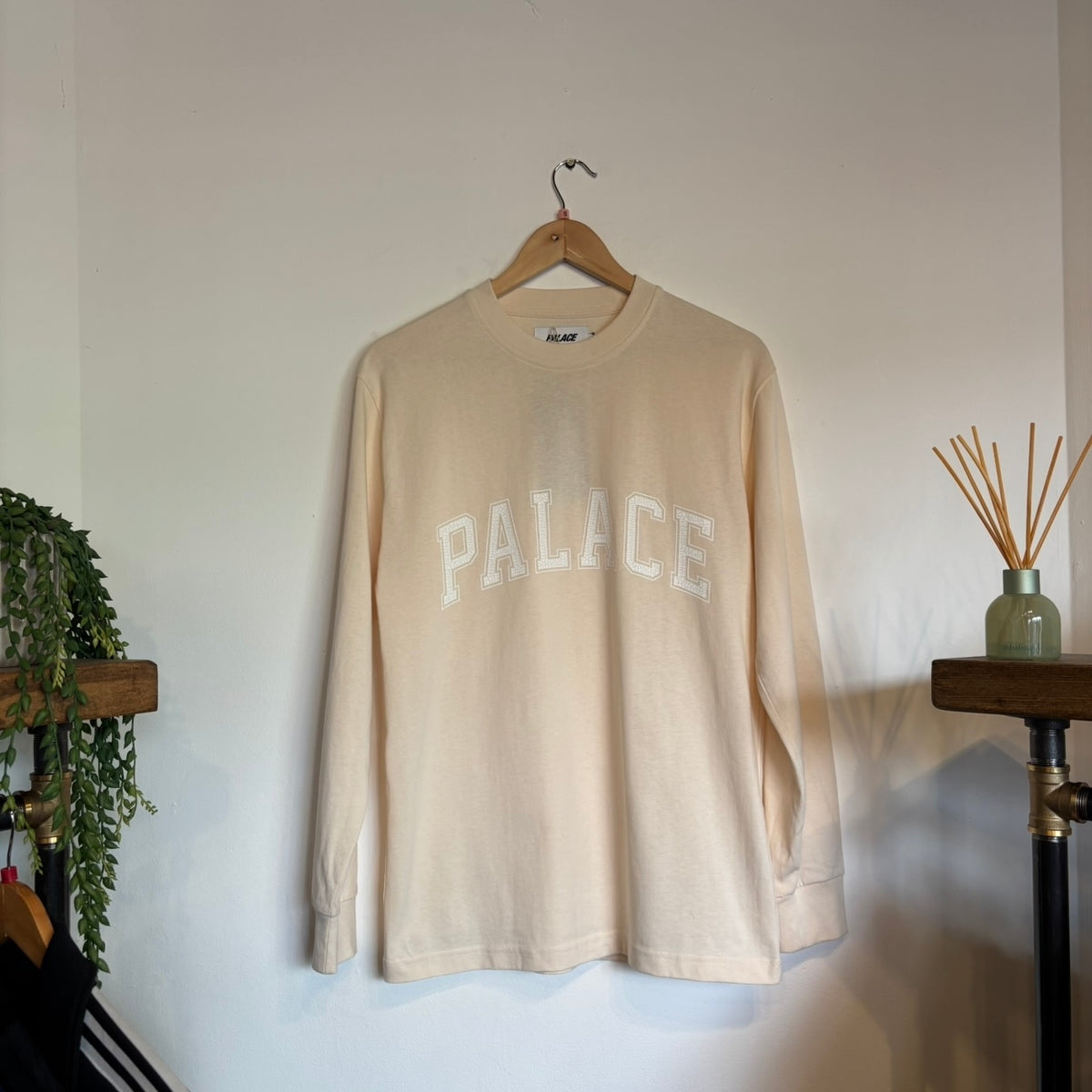 Palace FW23 Crack Me Up Longsleeve T-Shirt Cream (Small)