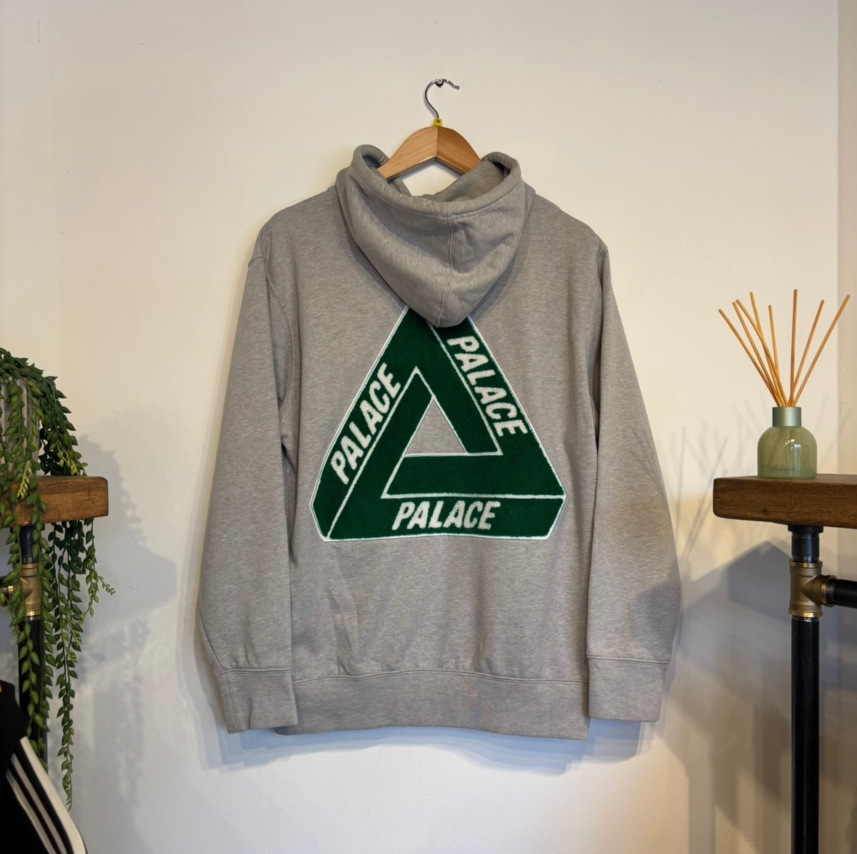 Palace SS20 Tri Chenille Hoodie Grey (Medium)