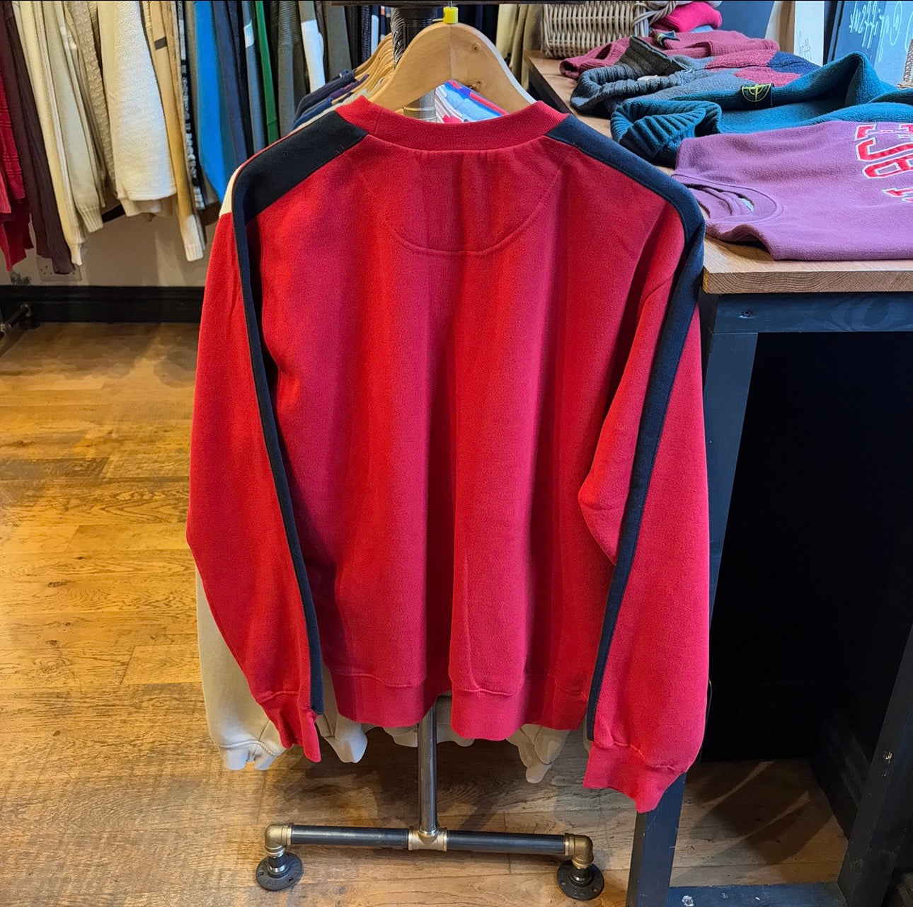 Nike Air Spellout Oversized Sweatshirt Red (Medium)