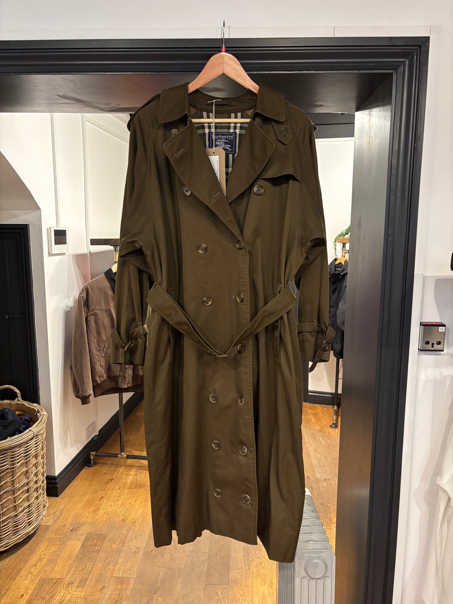 Burberry 70's Trench Coat Olive (16 Long)